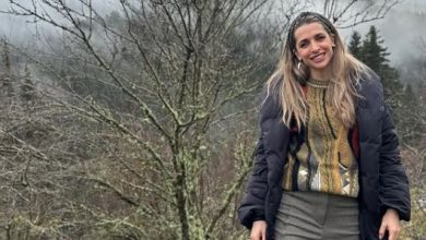 Photo of Χριστουγεννιάτικη απόδραση στην Ελάτη Τρικάλων: Η Βασιλική Τρουφάκου ανάμεσα στη φύση και την οικογενειακή θαλπωρή