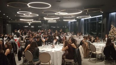 Photo of Λάμψη και ξεφάντωμα στον χριστουγεννιάτικο χορό του 4ου Πειραματικού Λυκείου Τρικάλων “Αλέξανδρος Παπαδιαμάντης”.