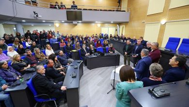 Photo of Η Δ. Αγροτικής Οικονομίας και Κτηνιατρικής της Π. Θεσσαλίας έκοψε την πίτα της Σεβασμός για το έργο της από τον Κουρέτα και συγκίνηση από τους εργαζόμενους