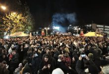 Photo of Πανδαισία βεγγαλικών για τον νέο χρόνο