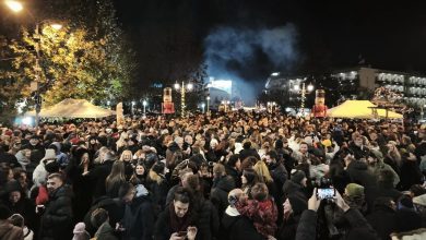 Photo of Πανδαισία βεγγαλικών για τον νέο χρόνο