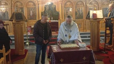 Photo of Με λίγους συγχωριανούς αλλά με πίστη, η κοπή πίτας στην Αηδόνα