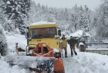 Photo of Κρανιά στα Λευκά: Χιονόπτωση και ηρωισμός των χειριστών αποχιονισμού