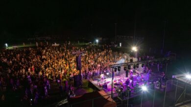 Πλήθος κόσμου στο Portaikos River Fest στην Πύλη Τρικάλων